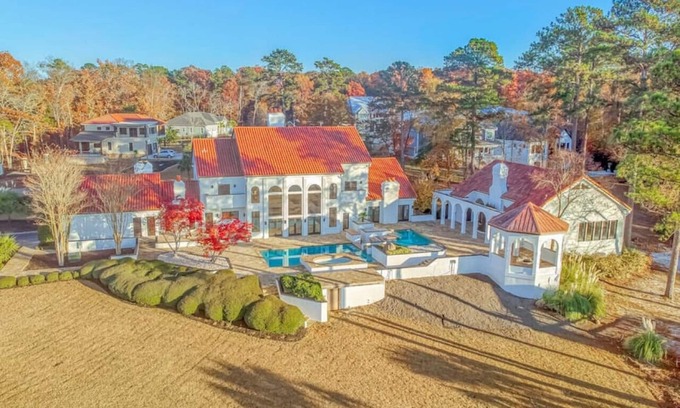 Lake Murray of Richland Villa | Lake Murray Manor Estate