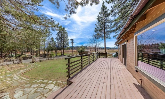 Al Tahoe House | Lake Tahoe meadow paradise!
