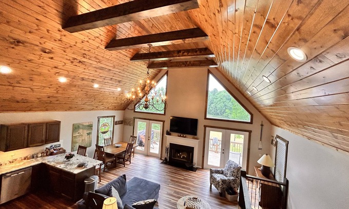 Eatonton House | Lake Time Cozy Timen
