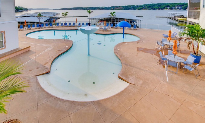 Rocky Mount Condo | Lake Views & Pool Access: Ozarks Condo!