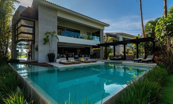 Nuevo Vallarta Villa | Lake Villa In El Tigre Golf Club Near The Beach