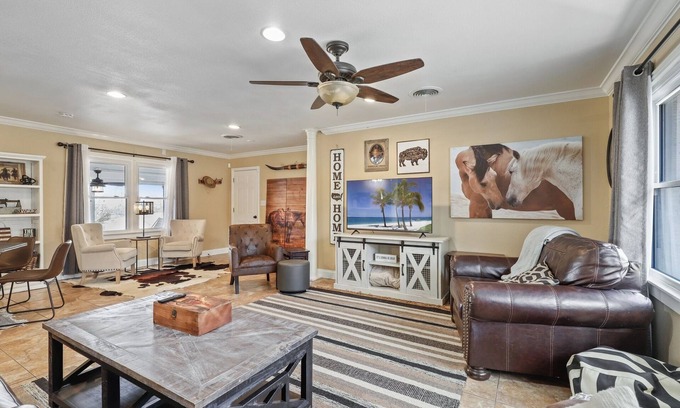 Weatherford House | Lake Weatherford Home - bring the Kids, RV & Boat