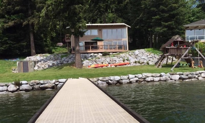 Bellingham Cabin | Lake Whatcom Bellingham Waterfront Cabin
