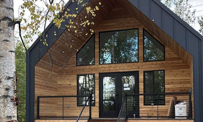 Wasilla Cottage | Lakefront Cottage with Sauna - #7 Dolly Varden