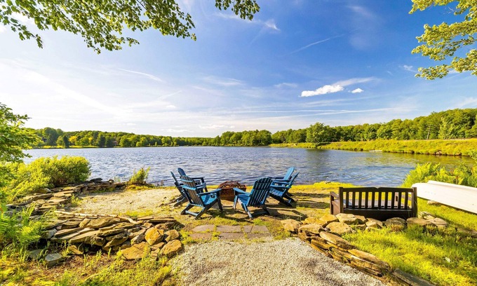Gouldsboro House | Lakefront, Hot Tub, Dog Friendly, Resort Amenities