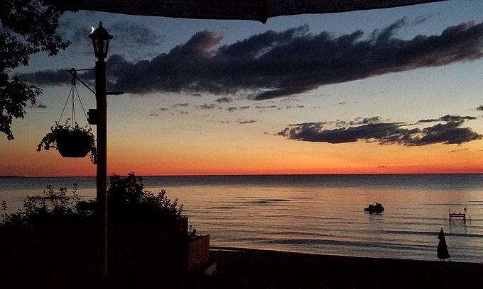 Port Austin House | Lakefront House with private beach on lake Huron