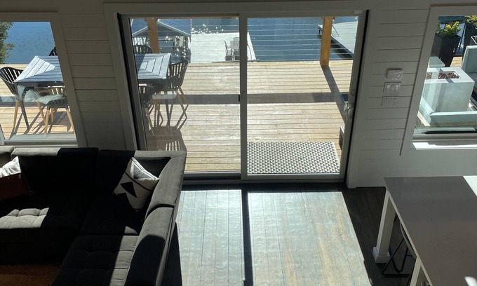 Williamstown House | Lakefront Property - Minutes to Arc Encounter - Firepit & Dock
