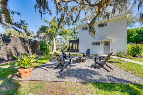 Clermont House | Lakefront Retreat with Kayaks and Fire Pit in Clermont