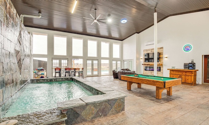 Lakeside City House | Lakefront Wichita Falls Home w/Pool & Hot Tub