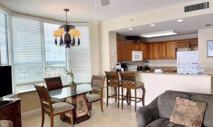 Florida Central Atlantic Coast Apartment | Lakeside 2 Beds 2 Bath 2 Balcony