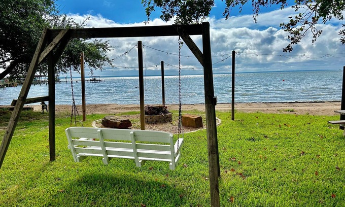 Pointblank Cabin | Lakeside Cabin With Your Own Personal Sandy Beach and Expansive Lake View