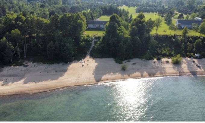 Forestville House | Lakeside home with MASSIVE private beach