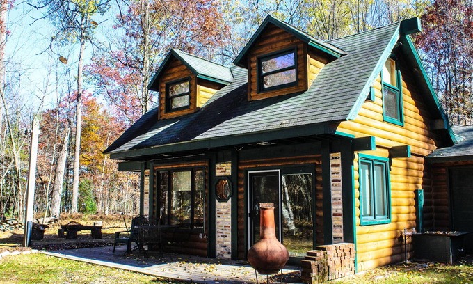 St Germain Cabin | Lakeside Pines 2 located on Pickerel Lake