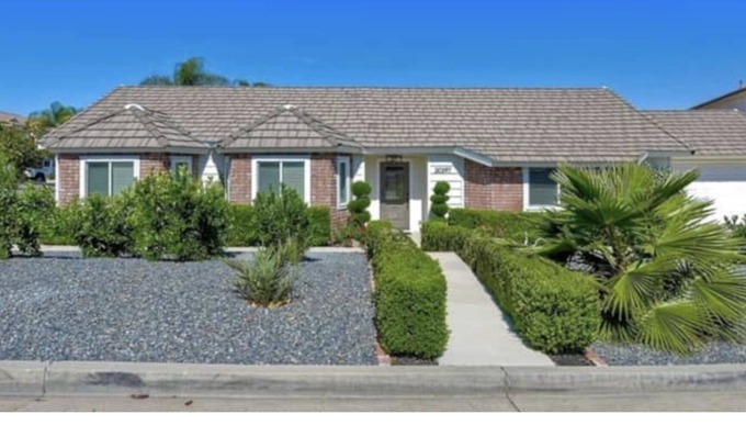 Canyon Lake House | Lakeside retreat with jacuzzi