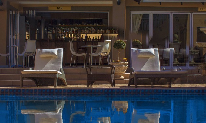 Farrarmere Hotel | Lakeview Boutique Hotel & Conference Center