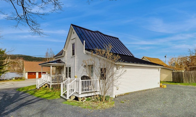 Greenville Junction House | Lakeview Getaway - Trailer Parking, Walk to Ramp, Dogs Welcome & High-Speed WiFi