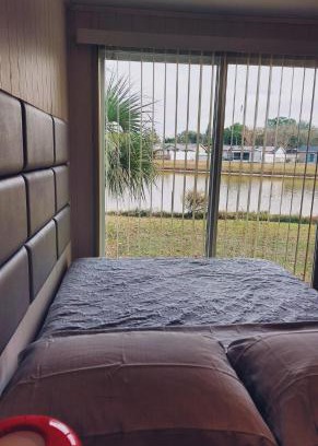 Buena Ventura Lakes Apartment | Lakeview Tiny House Near Airport & Universal Studios