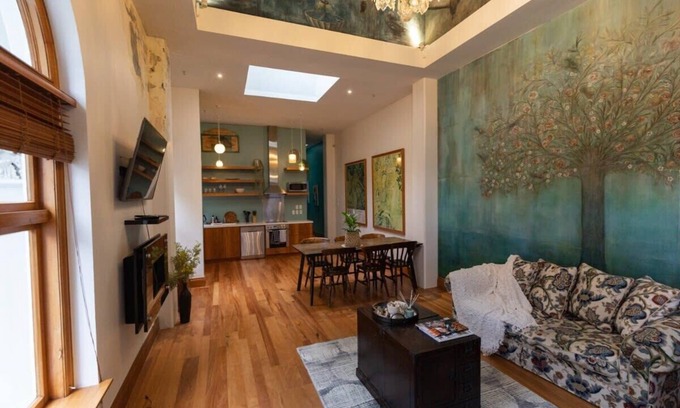 Wellington Apartment | Lambton Quay Loft - Sleeps 10