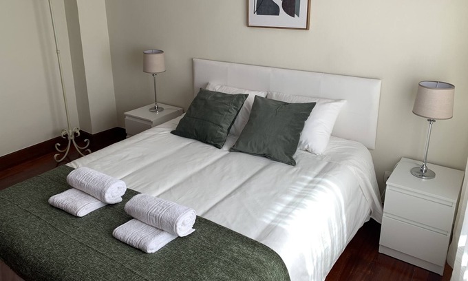 Bermeo Apartment | LAMERAGANE, in the historic center next to the park.