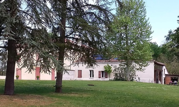 Durance House | LANDAISE HOUSE 6 PEOPLE RENOVATED POSSIBLE HORSES