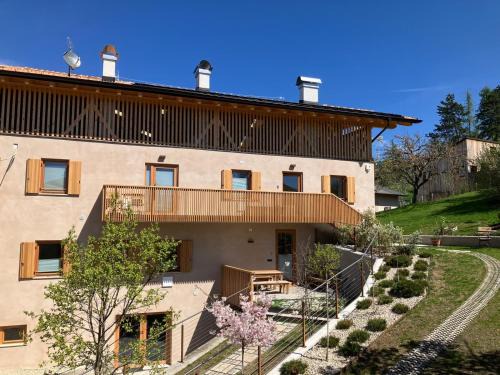 Sarnonico Apartment | Landhaus Silene New Haus Recla