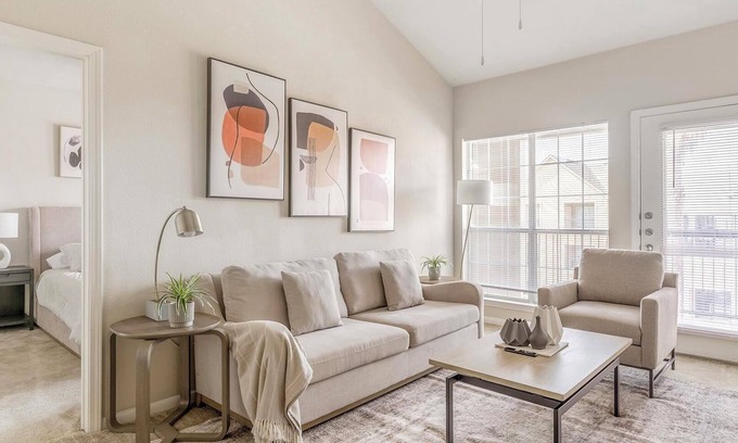 Southbelt/Ellington Apartment | Landing | Amazing 2BD, Game Room, Pool