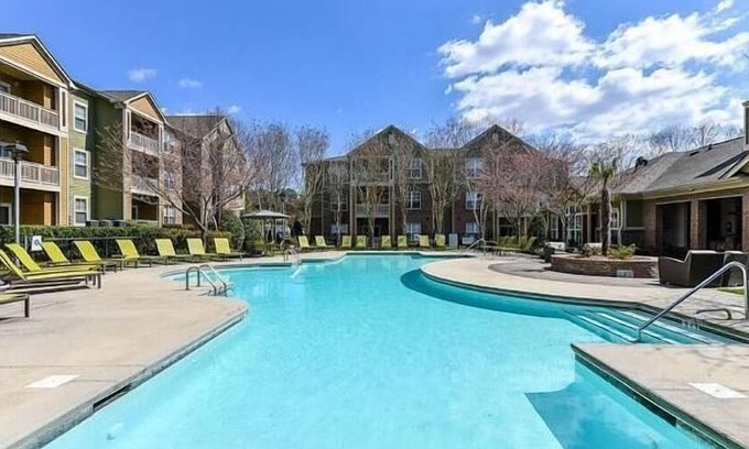 Durham Apartment | Landing at Alden Place at South Square - 2 Bedrooms in Downtown Durham