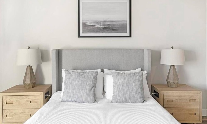 Congress Park Apartment | Landing at Black Swan - 1 Bedroom in Congress Park