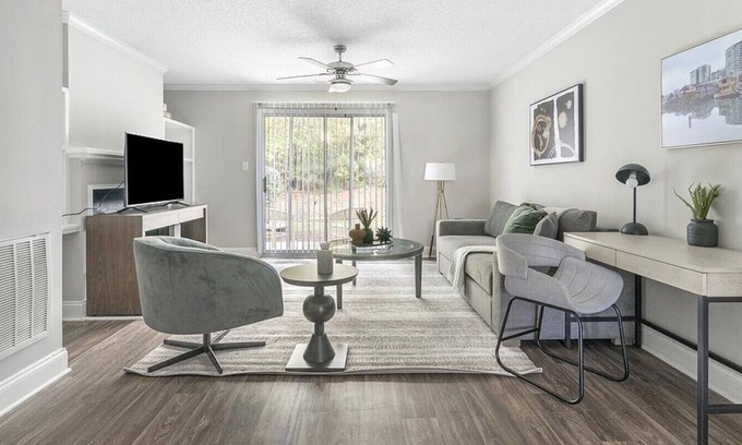 Durham Apartment | Landing at Haven at Research Triangle Park - 2 Bedrooms in Downtown Durham