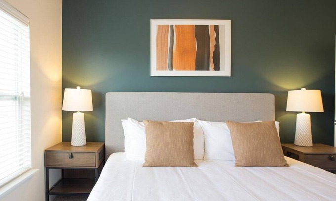 Fort Wayne Apartment | Landing at Oak Crossing Apartments - 2 Bedrooms in Downtown Fort Wayne