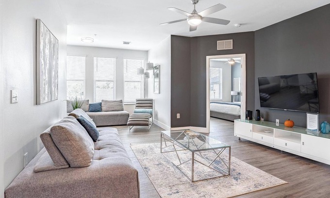 Port Tampa City Apartment | Landing at The Pointe on Westshore - 2 Bedrooms.