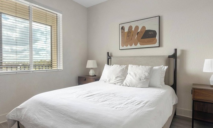 Palmetto Apartment | Landing | Incredible 1BD, Clubhouse, Gym