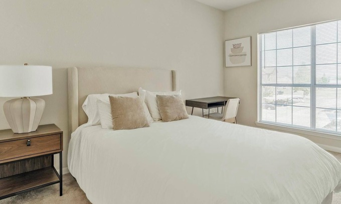 Southbelt/Ellington Apartment | Landing | Incredible 1BD, Game Room, Clubhouse