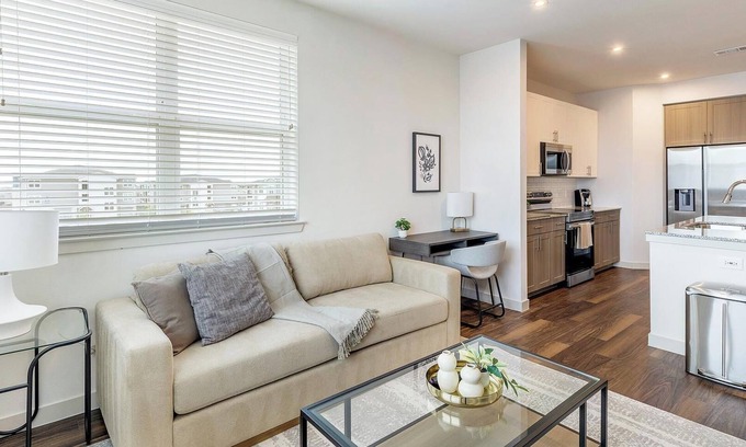 Fate Apartment | Landing | Modern 1BD, Pool, Clubhouse