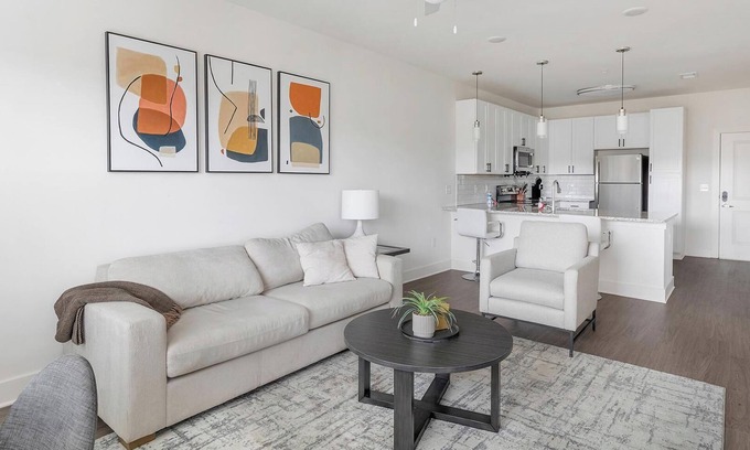 Athens Apartment | Landing | Modern 1BD, Pool, Yoga Studio