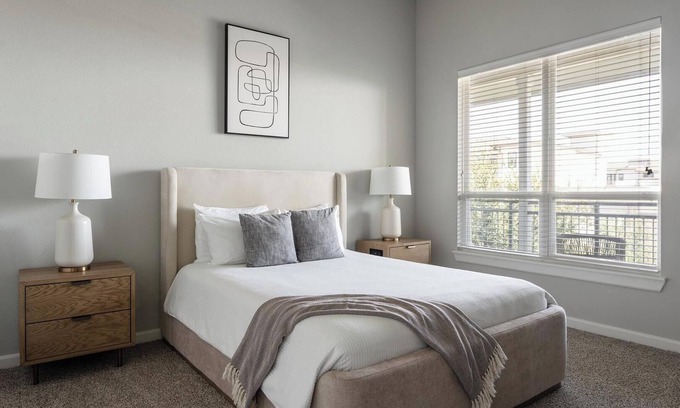 Buda Apartment | Landing | Spectacular 1BD, Yoga Studio, Gym