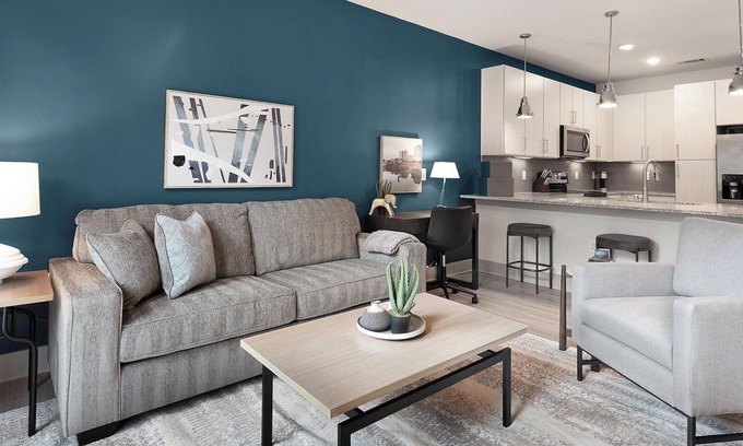 Charlotte Apartment | Landing | Stylish 1BD, Gym, Clubhouse