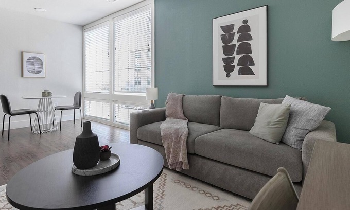 Stone Oak Apartment | Landing | Stylish 1BD, Gym, Clubhouse