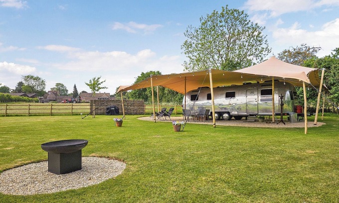 Gastard Cottage | Lanes End Farm Airstream