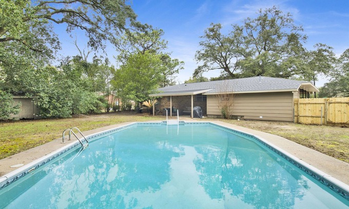 Northeast Pensacola House | Langley House-4 bedroom with Pool