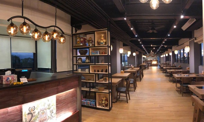 East District Hotel | Lantan Moonlight Hotel