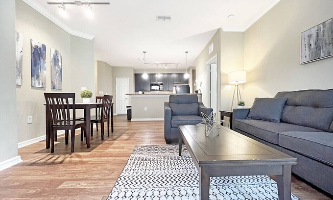 Lutz Apartment | Lantower Cypress Creek #8-105 [CORE]