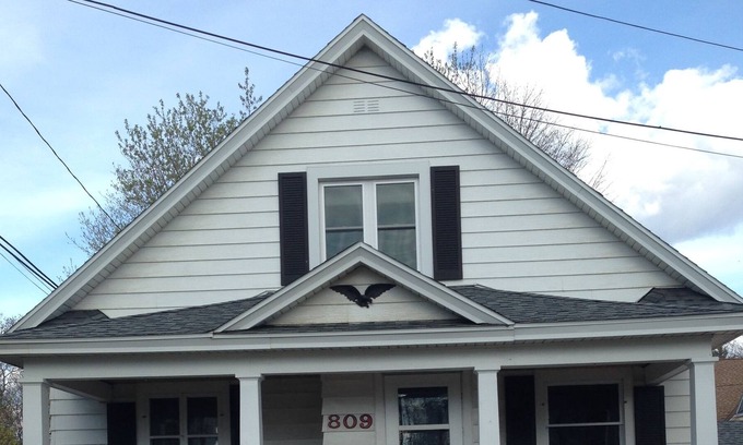 Wausau Apartment | Large 2 bedroom Convenient Location