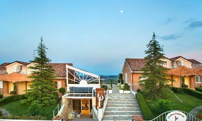 Macerata Bed & Breakfast | Large Apartment Residence Belohorizonte