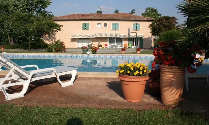 Aussonne House | Large cottage T5 / 6 from 4 to 8 adults near Blagnac, Fenouillet close to AIR BUS