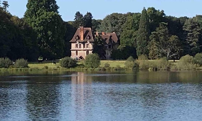 Paimpont House | Large gîte in the heart of the Brocéliande forest, unique view of the Pas du Houx pond