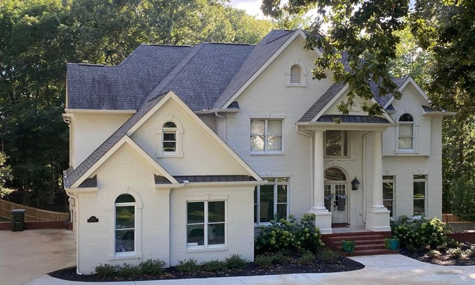 Burney Branch House | Large Golf Course neighborhood 4 Bd, 4.5 Ba