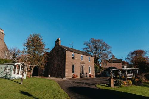 Brechin House | Large Holiday Home perfect for family gatherings