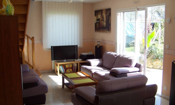 Saint-Marc-sur-Mer House | large house near sea and town
