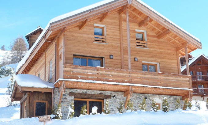 Molines-en-Queyras Ski Chalet | LARGE INDIVIDUAL CHALET CLASS 4 STARS, SUNNY, QUIET;